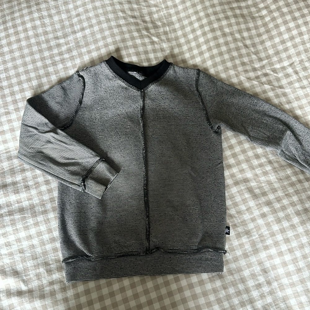 Petit Clair boys Sz 6